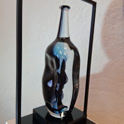 Alternative view of Göran Wärff - "Black Bottle" Glaskonstverk